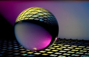 Egg carton quantum dot array could lead to ultralow power devices