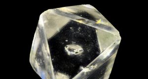 Reading between the diamonds Scientists expand deep carbon story