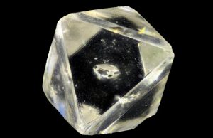 Reading between the diamonds Scientists expand deep carbon story