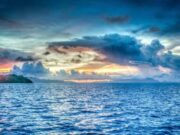 Ocean currents modulate oxygen content at the equator