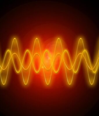 Researchers realize high efficiency frequency conversion on integrated photonic chip